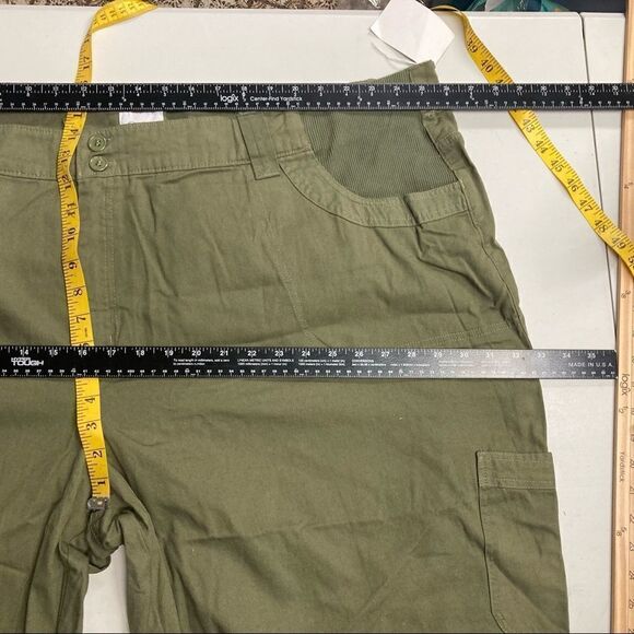ONLY NECESSITIES, Olive Green Women’s Cargo Pants Inseam 27.5 Size 34WP Capri - Picture 13 of 16